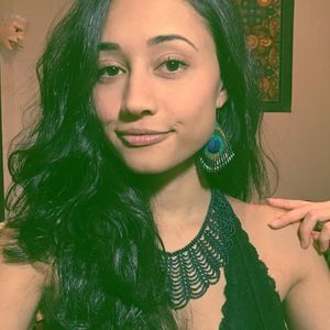 Meet your Posher, Hannah